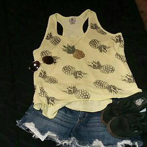 Pineapple knitted tank
